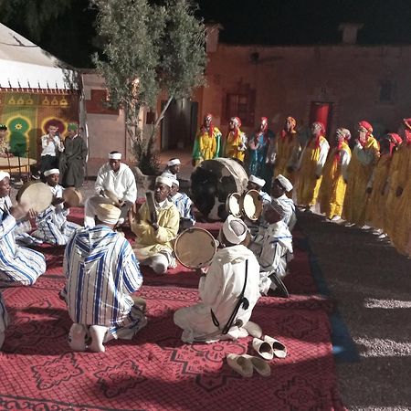 Auberge Restaurant Tissili " Oasis De Fint" Kültér fotó
