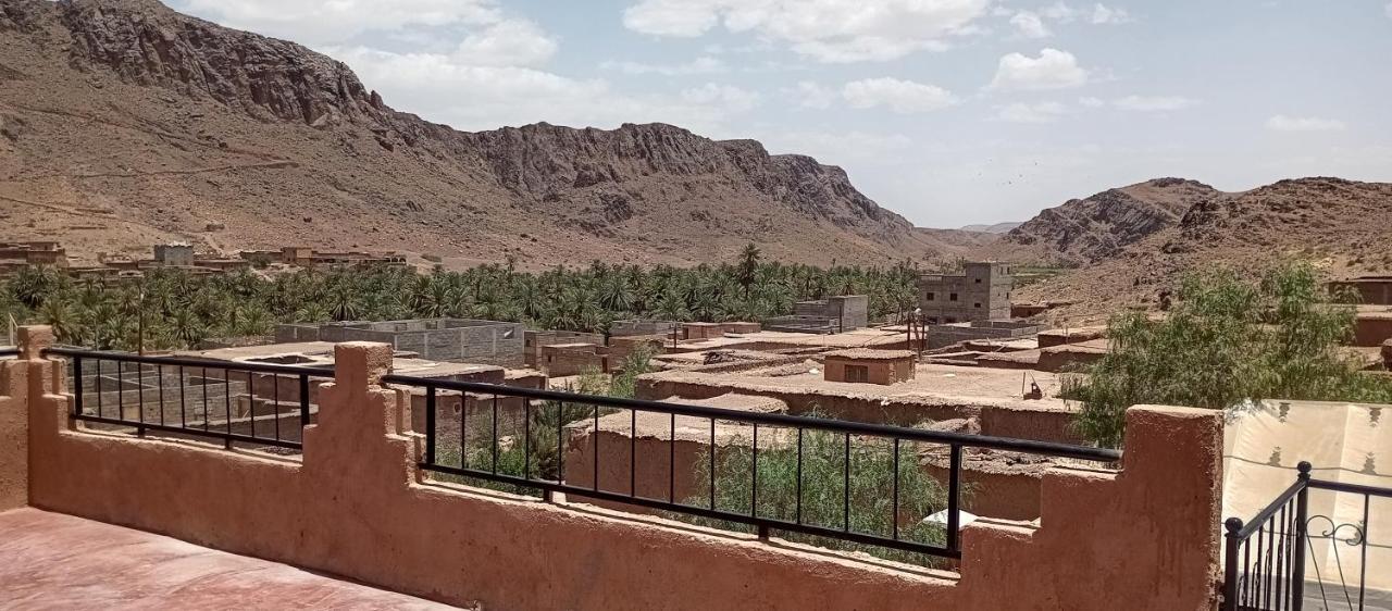 Auberge Restaurant Tissili " Oasis De Fint" Kültér fotó