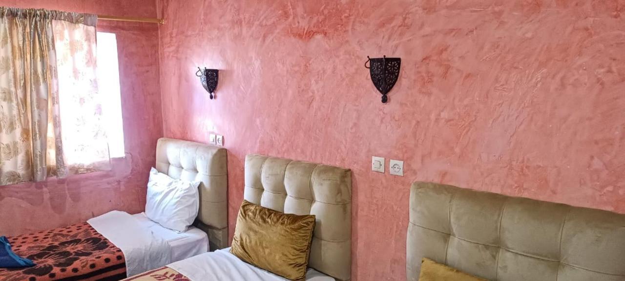 Auberge Restaurant Tissili " Oasis De Fint" Kültér fotó